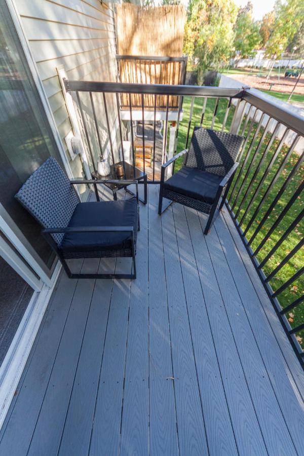 Apartamento Modern And Stylish King Bed Wifi Free Parking Spokane Valley Exterior foto
