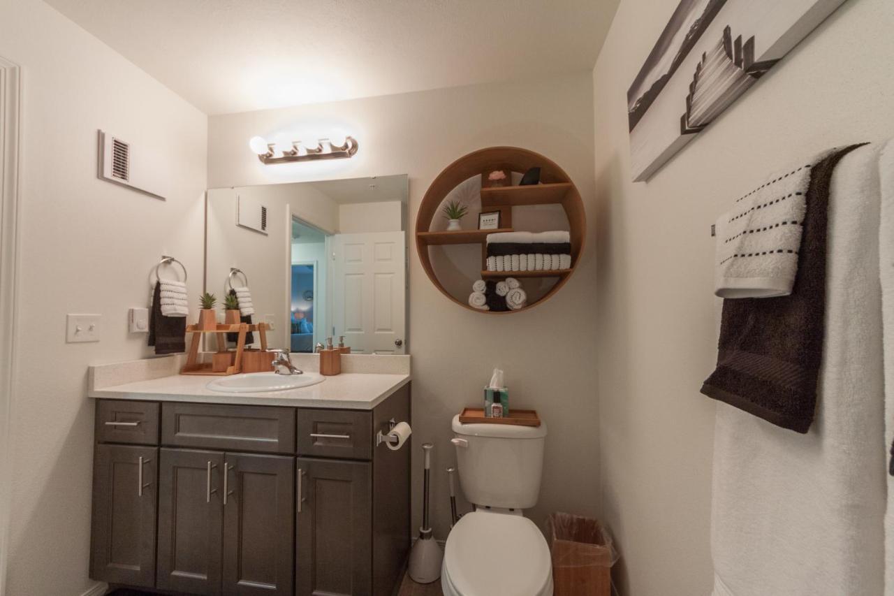 Apartamento Modern And Stylish King Bed Wifi Free Parking Spokane Valley Exterior foto